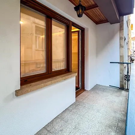 El Balcon De Machado *